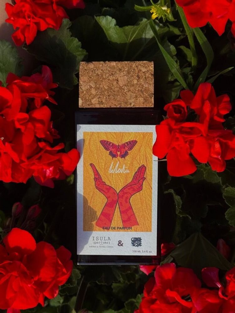 Parfums pour soi et eaux de toilette - Eau de Toilette - Eau de Parfums - Gamme Spa - Gamme Bain - Savon - ISULA PARFUMS & ISULA CASA