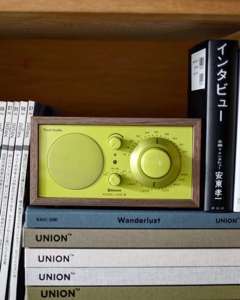 Speakers and radios - MODEL ONE BT 70'S - TIVOLI AUDIO