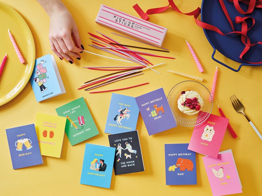 Card shop - LAGOM DESIGN Cards made in UK & Gift Wrap - KLANGUNDKLEID.DE GMBH