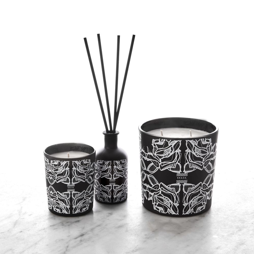 Candles - Black Fololo scented candle - Design by BRASS - ARTDECORIS