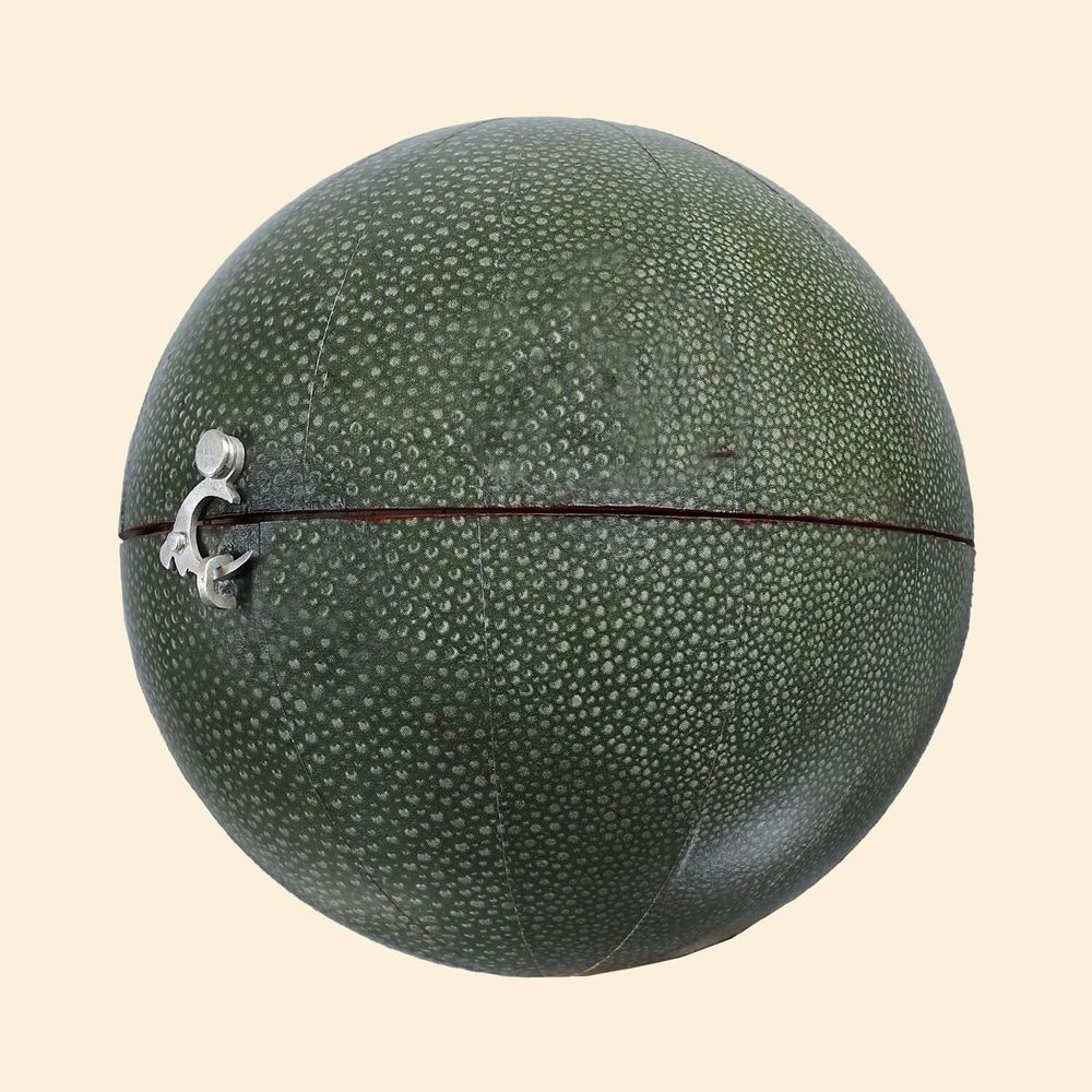 Objets de décoration - Globe de poche du XVIIIe siècle - STARBAY JLA PT TOURDHORIZON