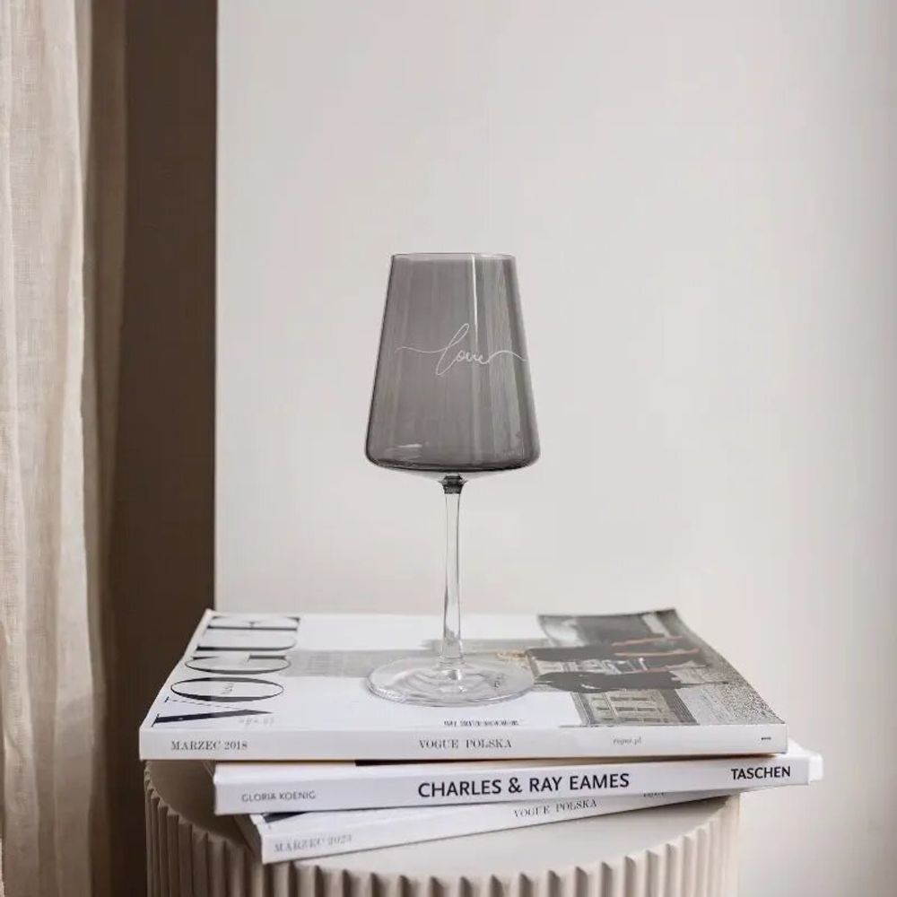 Glass - Vida Coloured Wine Glass Grey with LOVE Engraving - 1 piece 400 ml - PEKALLA CRISTAL GLASS