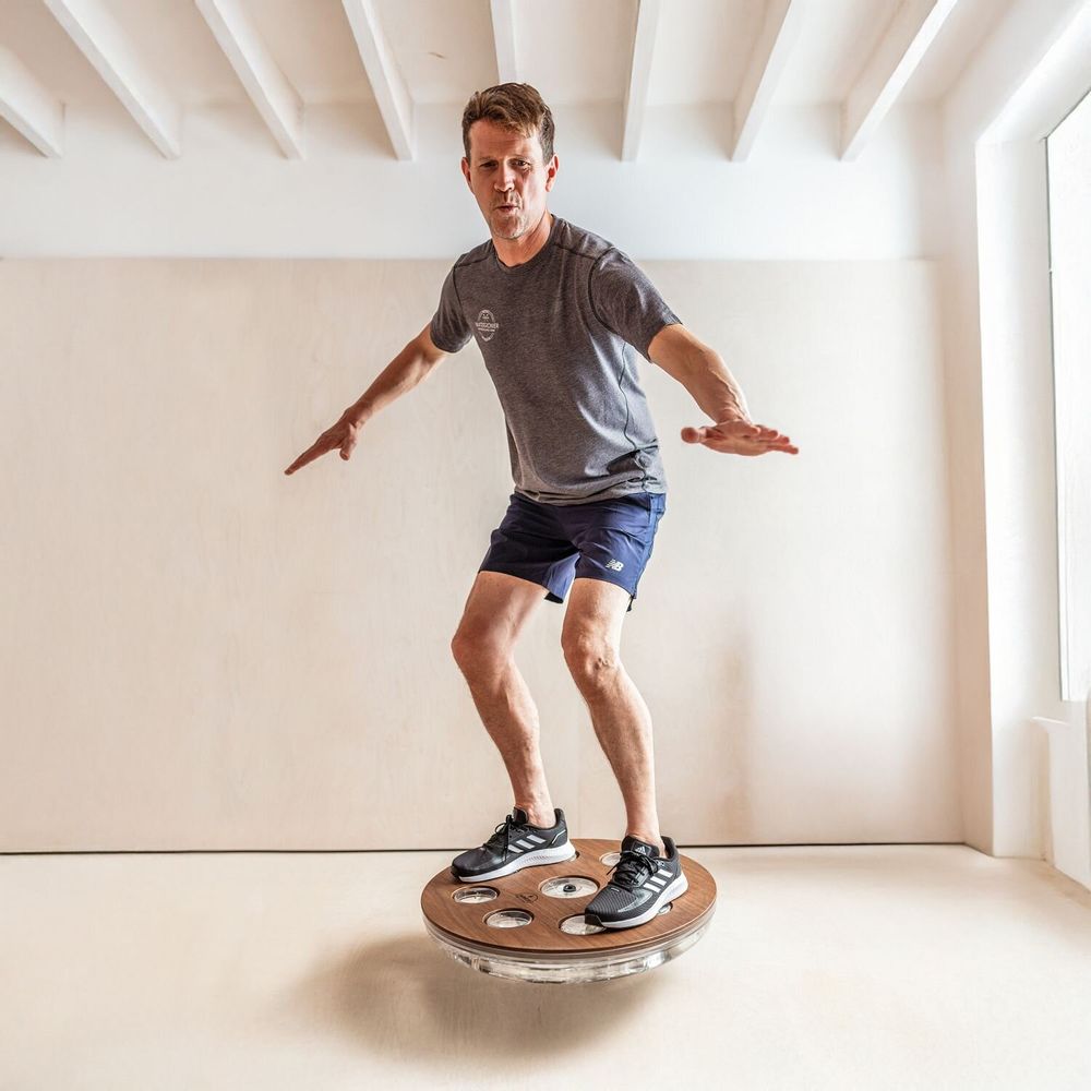 Gym et fitness pour collectivités - NOHRD Eau-Me Board | Plateau d'équilibre - WATERROWER | NOHRD