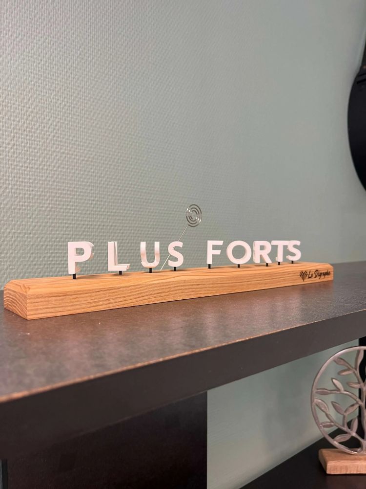 Sculptures, statuettes and miniatures - Digraphe Plus forts - Ensemble - LE DIGRAPHE