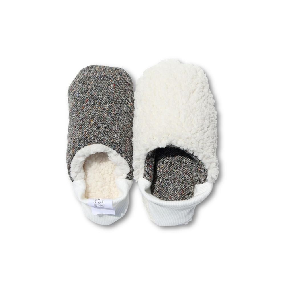 Chaussettes - JAPAN MADE Reversible room shoes / Hopping Nep Tweed × Sheep Boa - MERIPPA