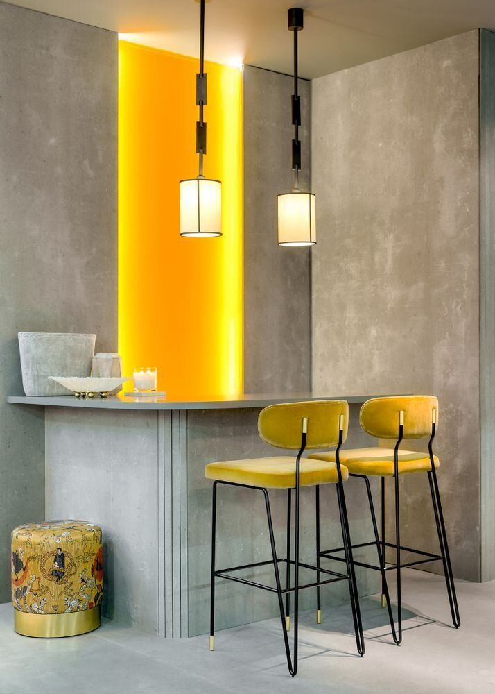 Stools - Apollo Bar Stool in Lacquered Iron and Brass Details - DUISTT