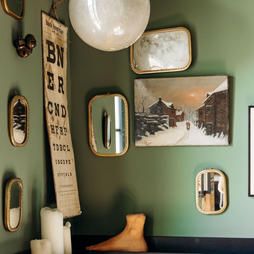 Miroirs - Miroir Narcisse Gold - LE MONDE SAUVAGE BEATRICE LAVAL