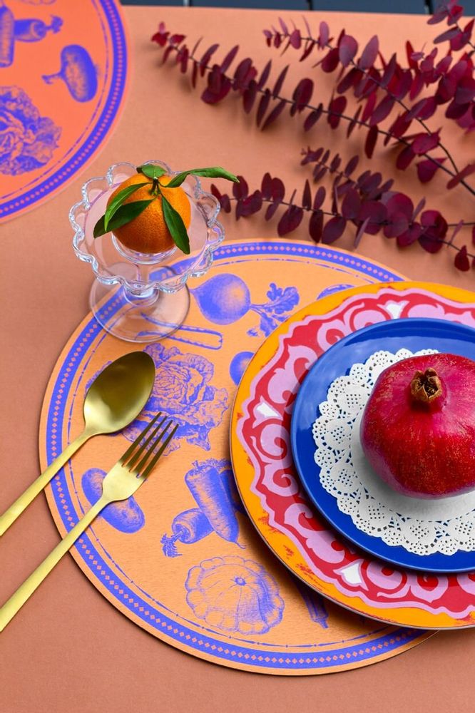 Sets de table - Sous-assiettes en métal Veggie Punk - EMILY EVANS - CRISP S.R.L.