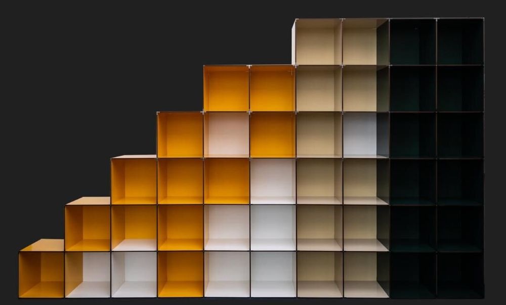 Storage boxes - UNCENTi Modular Display Wall – Gradient Edition - UNCENTI