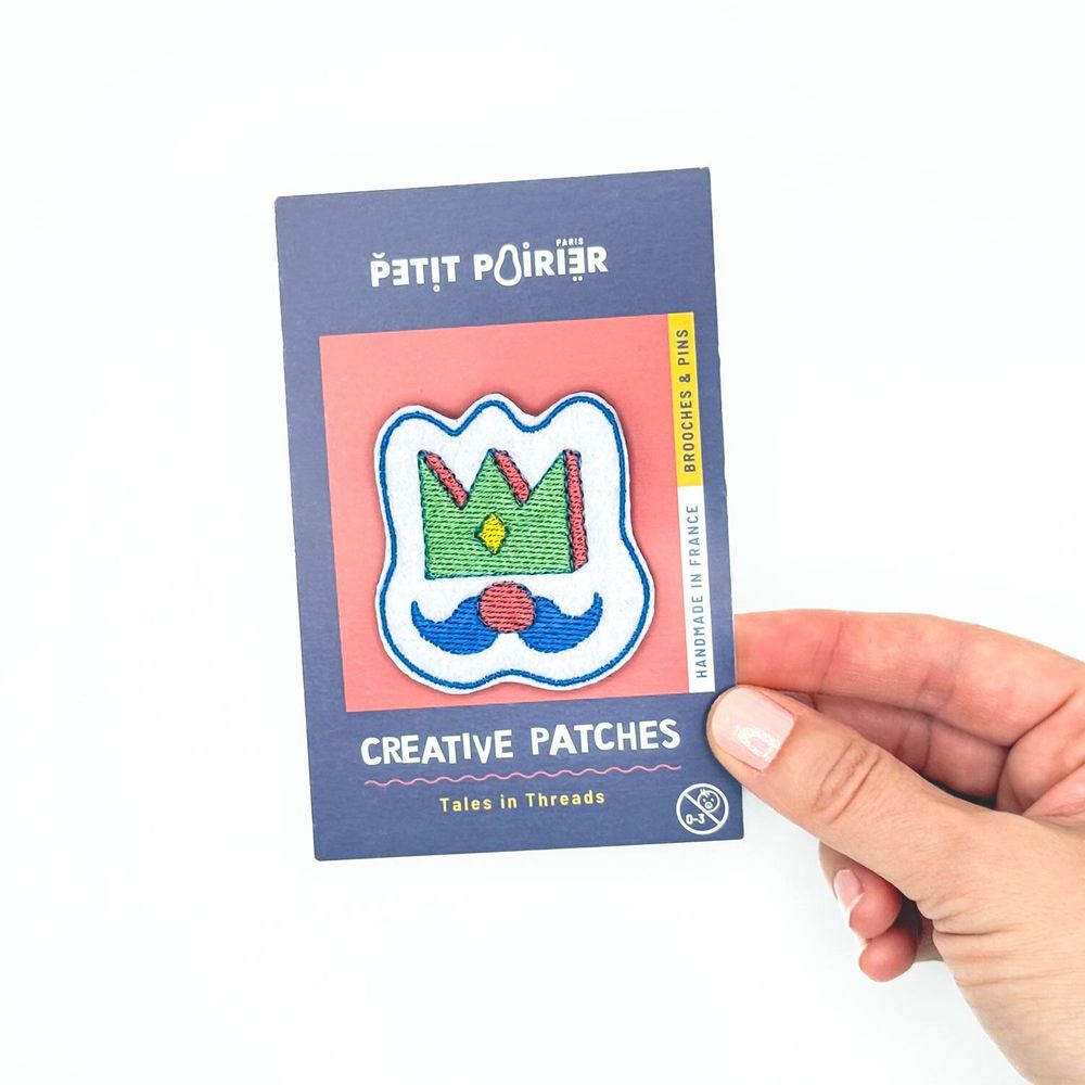 Cadeaux - Broche “King intérieur” – Le pouvoir de rester soi-même - PETIT POIRIER