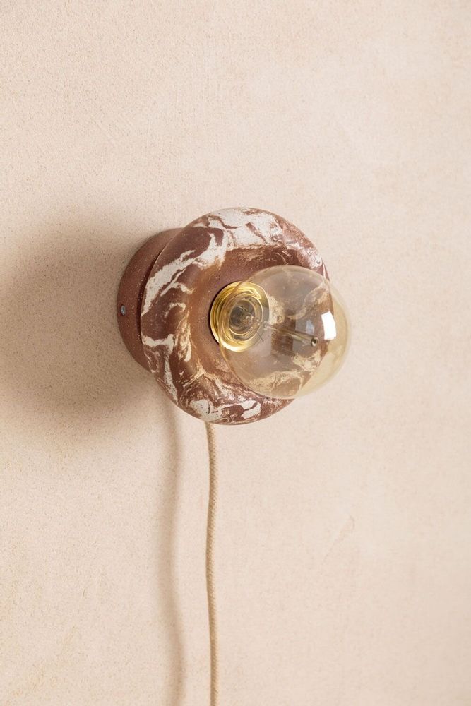 Design objects - NORA concrete wall light - HESMEE