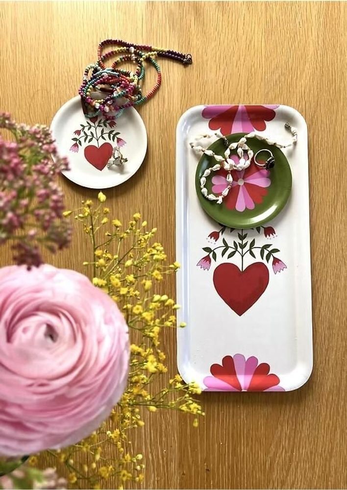 Assiettes au quotidien - Joli plateau avec motif de cœur - MIAO PAPETERIE