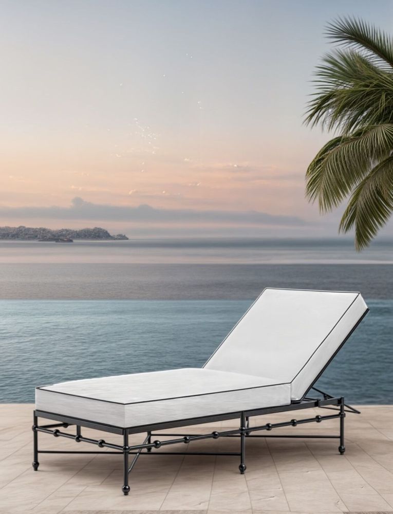 Deck chairs - LOUNGE CHAIR - GUADARTE