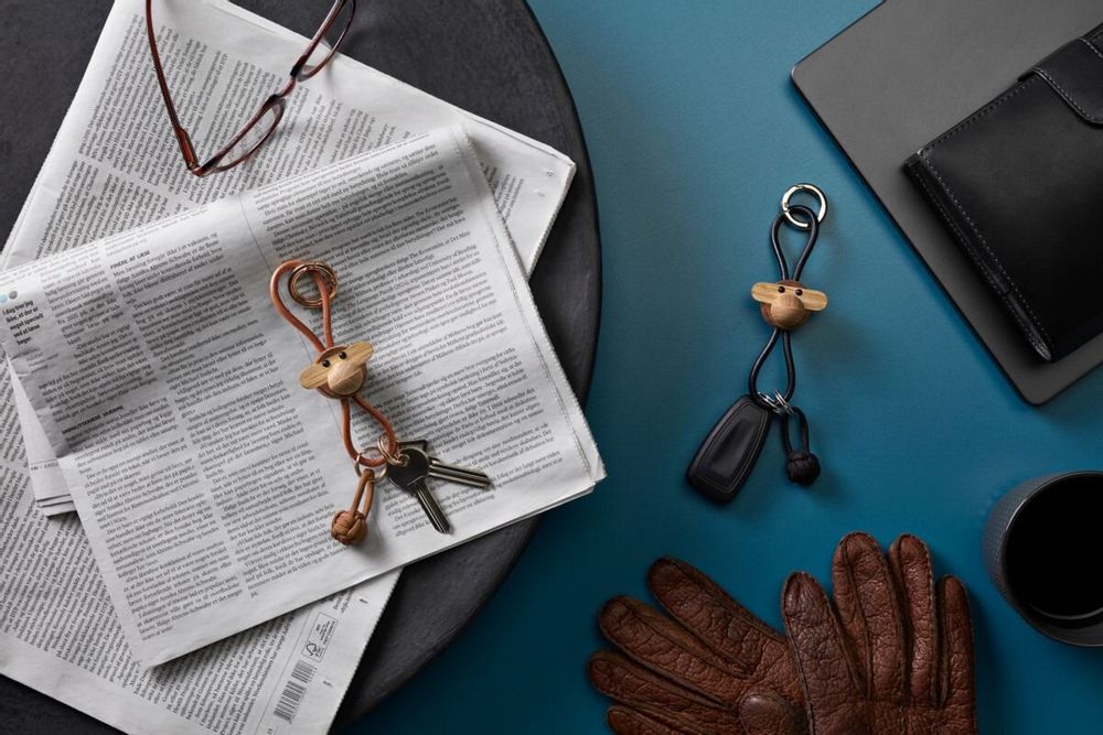 Gifts - Monkey gold keychain with Natural Leather - Kay Bojesen - ROSENDAHL DESIGN GROUP A/S