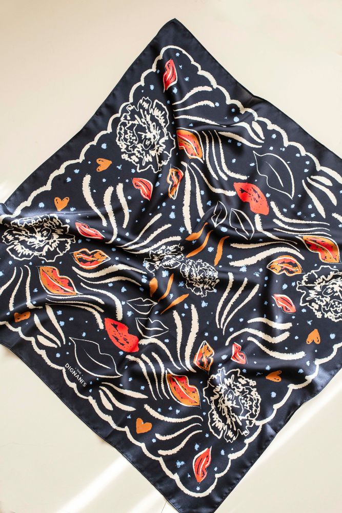 Scarves - Kisses Scarf - THE DIGNANI´S