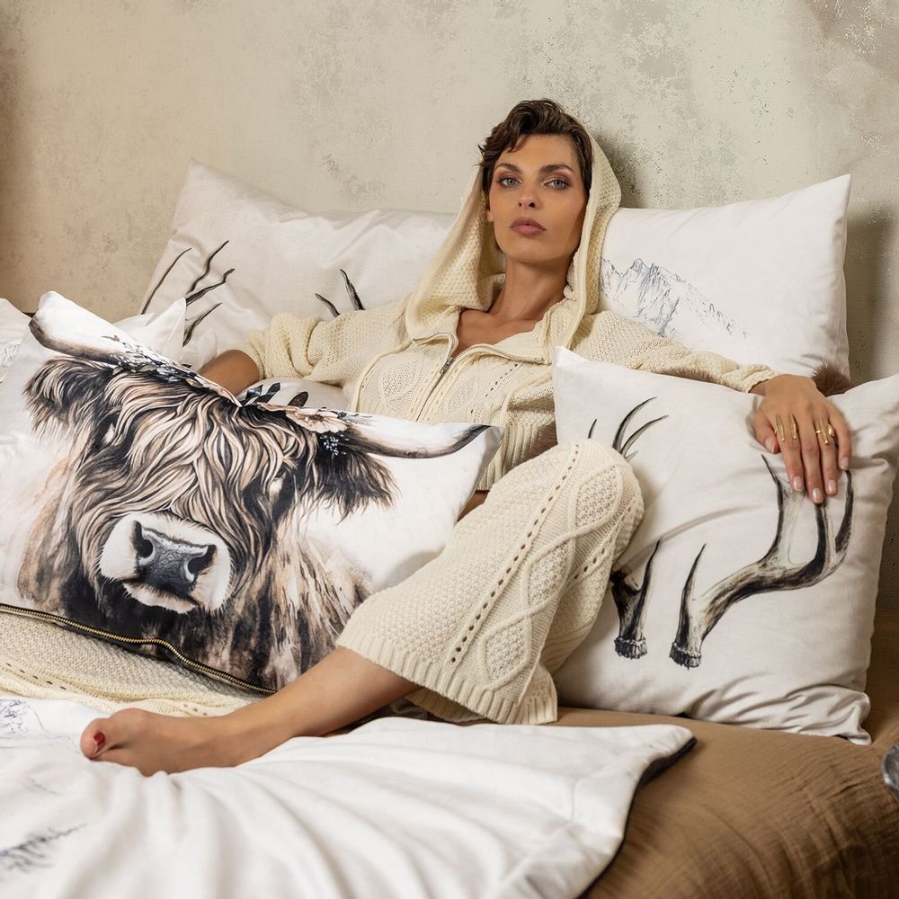 Design textile et surface - Coussin, pochettes et plaids velours. 100% made in France. - PODEVACHE