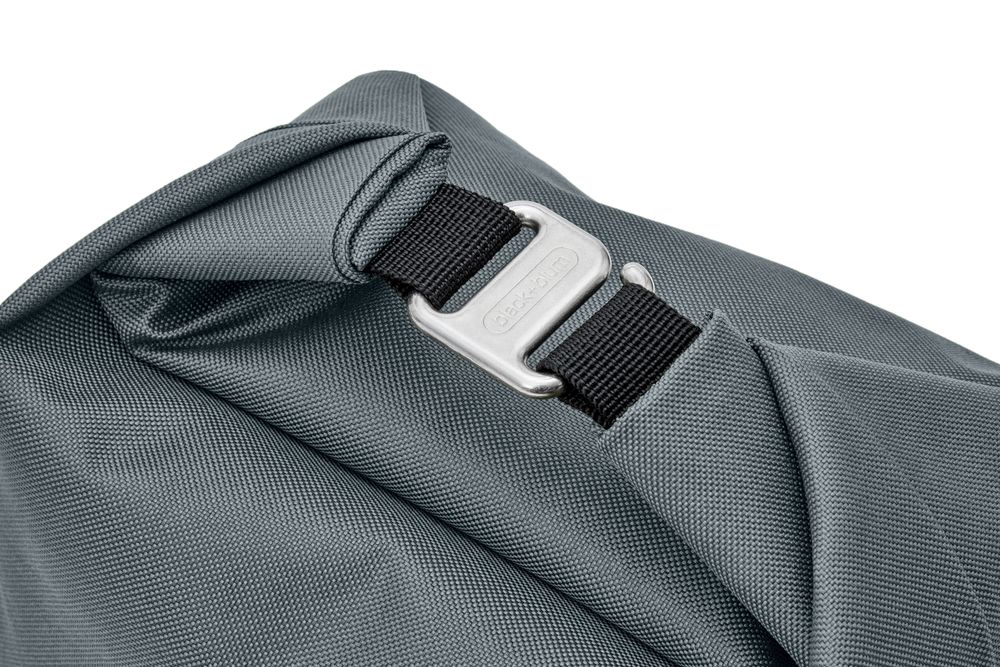 Bags and totes - Insulated Lunch Bag 6.7L - made with recycled PET - BLACK+BLUM EUROPE