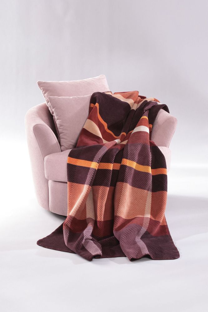 Throw blankets - Blanket Ruby Check - BIEDERLACK