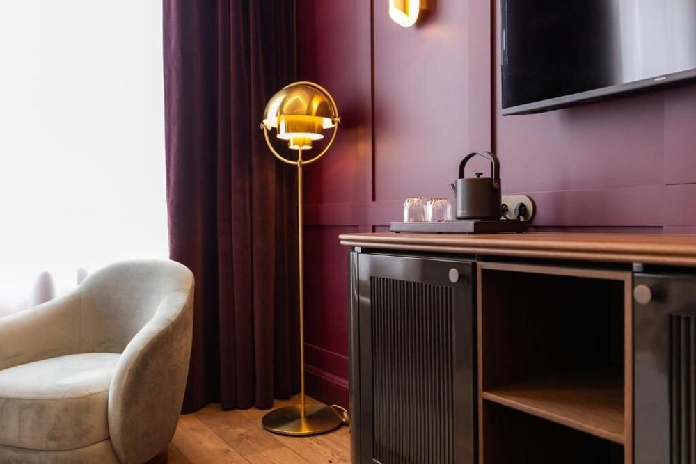 Beds - Hospitality - TIMBER TAILOR