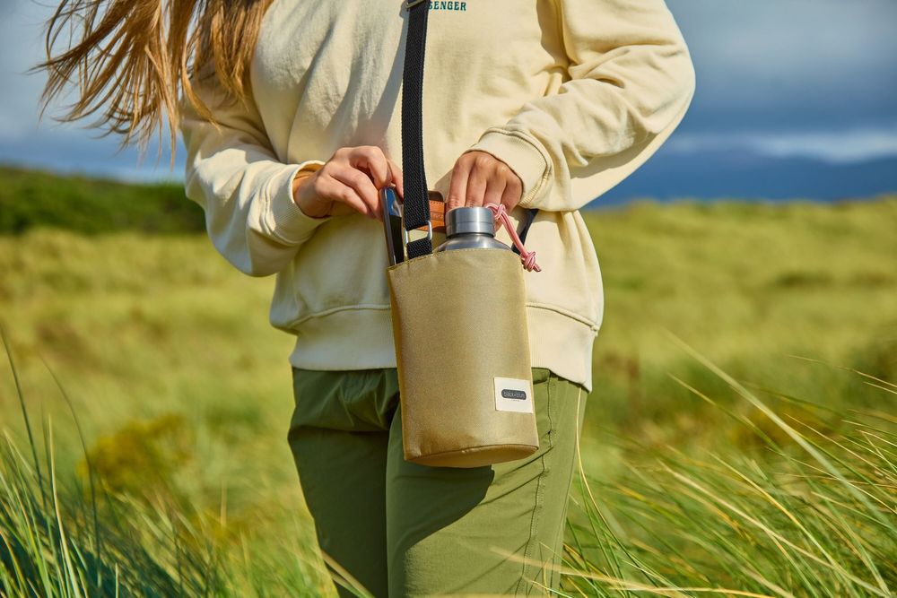 Boîtes de conservation - Sac à bouteille Isotherme - Fabriqué avec du PET recyclé - BLACK+BLUM EUROPE