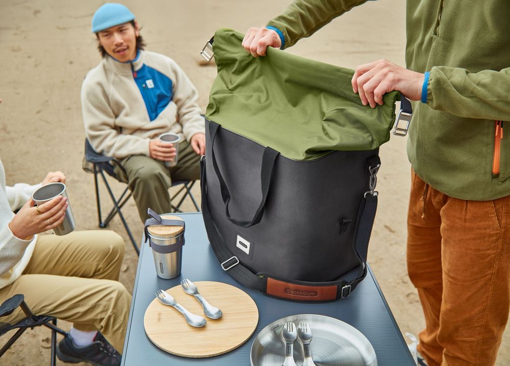 Cuisines de jardin - Glacière Isotherme 25L - Fabriqué avec du PET recyclé - BLACK+BLUM EUROPE