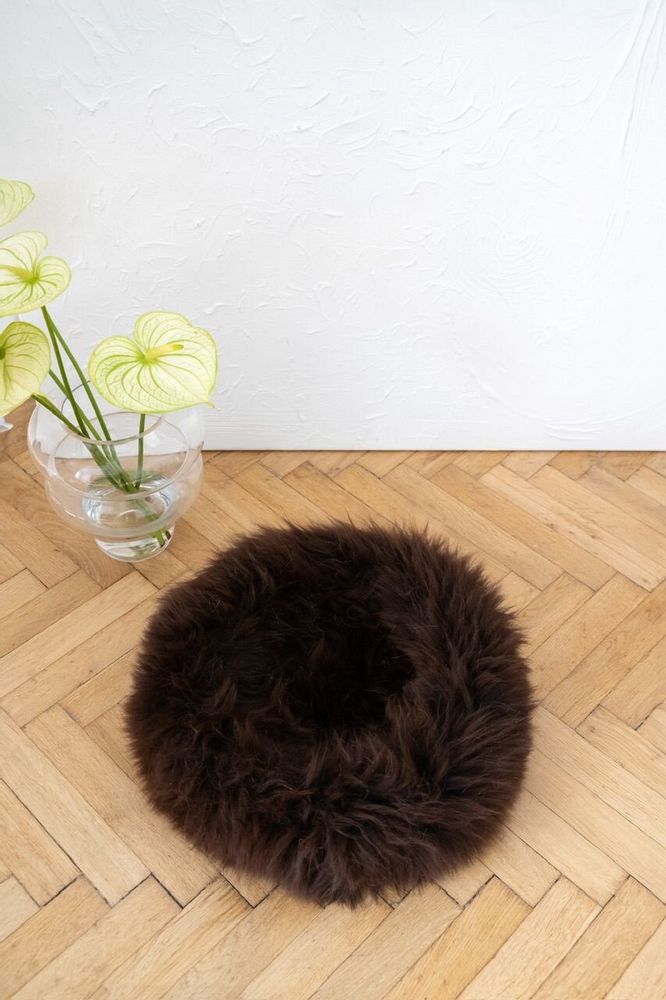 Beds - Round Natural Sheepskin Pet Bed - Brown - MELLOW CONCEPT STORE