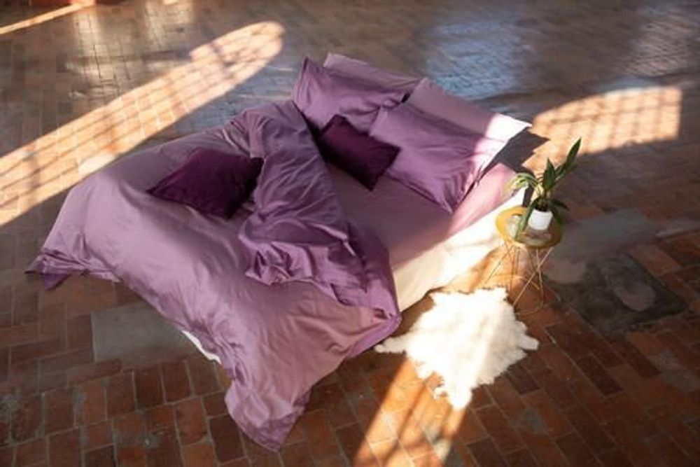 Bed linens - VEIVE SET — Satin duvet cover with 2 pillowcases - NORA V