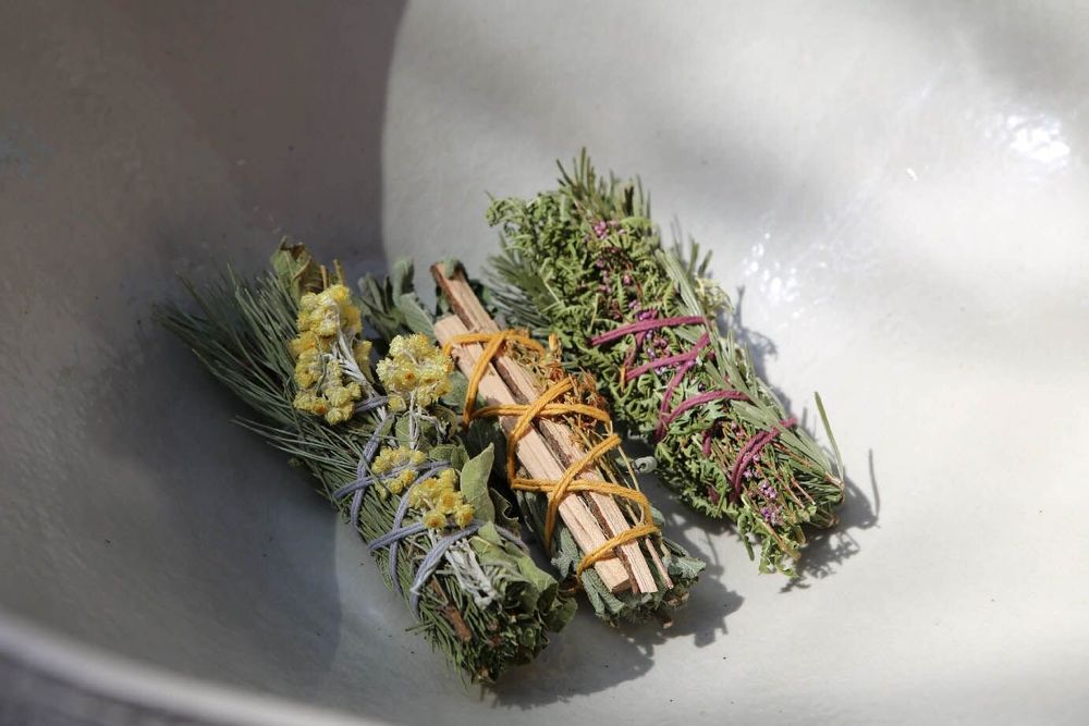 Cadeaux - Bouquets - bâtons de fumigation à la française 6 parfums - TOTEM NATURE
