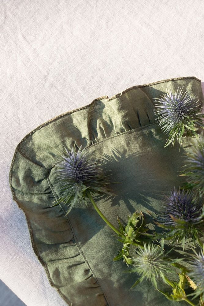 Table linen - ARTEMIDE — 2 pure linen napkins with ruffle - NORA V