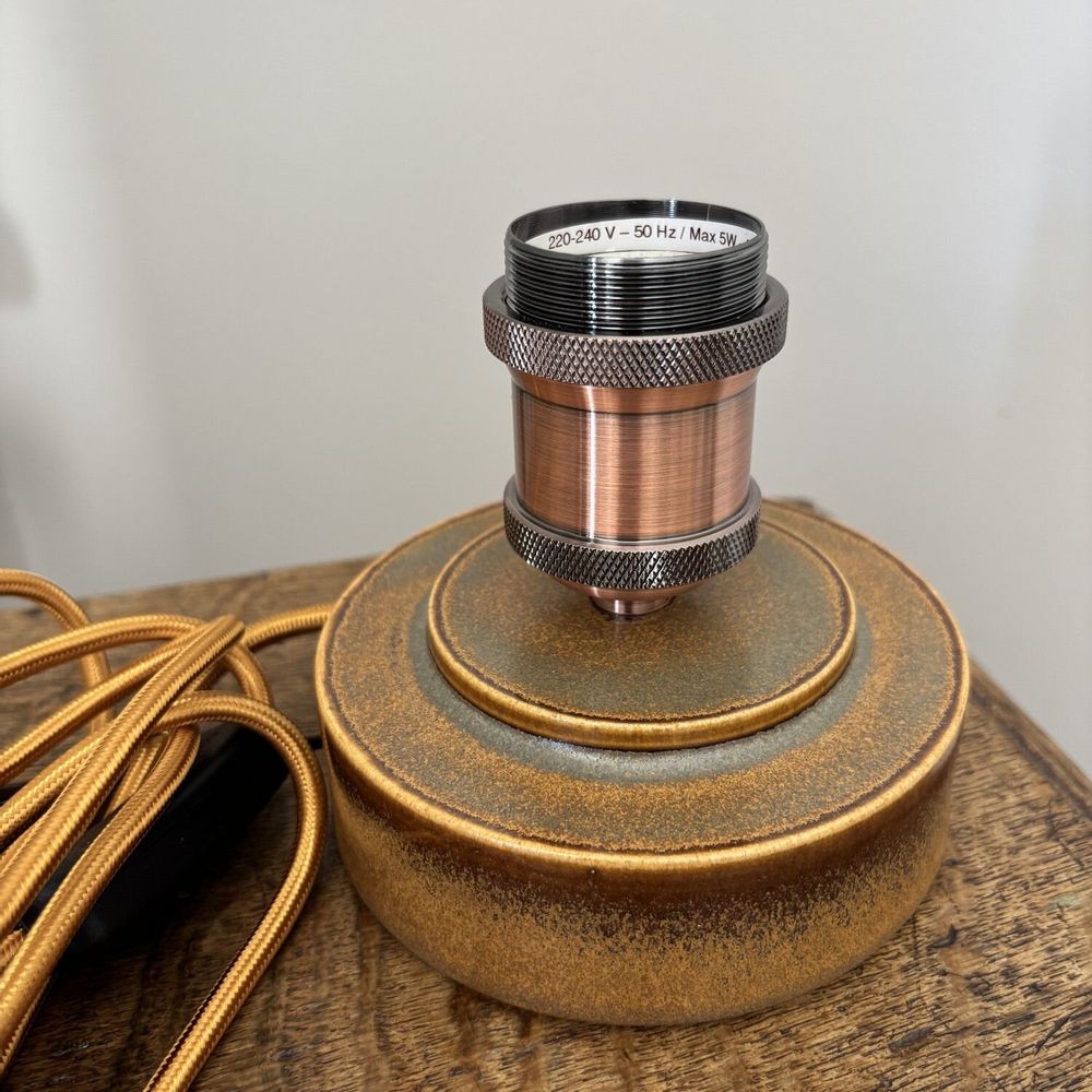 Objets de décoration - Lampe à poser en Grès avec Ampoule Tourbillon - LES POTERIES DE SWANE