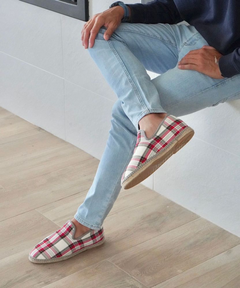 Homewear bien-être - Charentaise iconique française – pure laine semelle jute cousue main - ATELIER COSTÀ