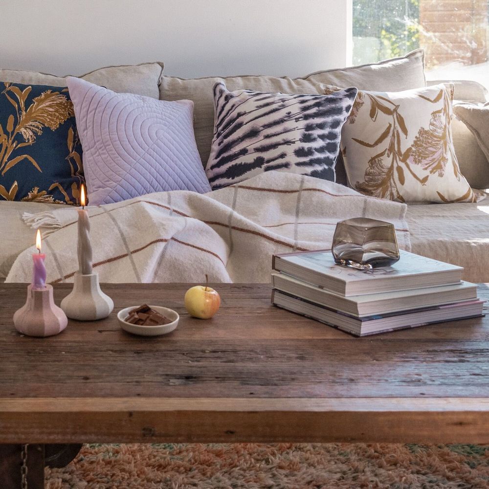 Linens - Laulujoutsen Cushion Cover Dark Grey 45x45 cm - PENTIK