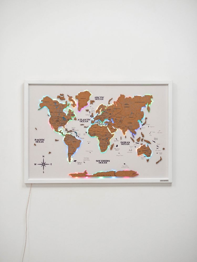Design objects - Wooden LED World Map on Board - ENJOY THE WOOD