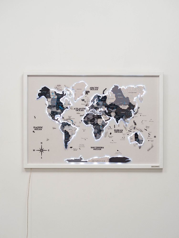 Design objects - Wooden LED World Map on Board - ENJOY THE WOOD
