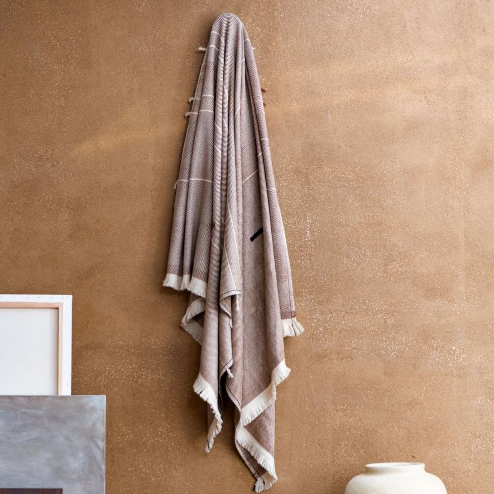 Throw blankets - NAGA PLAID COLLECTION HAND-WOVEN HIMALAYAN MERINO WOOL - MILLE ET CLAIRE
