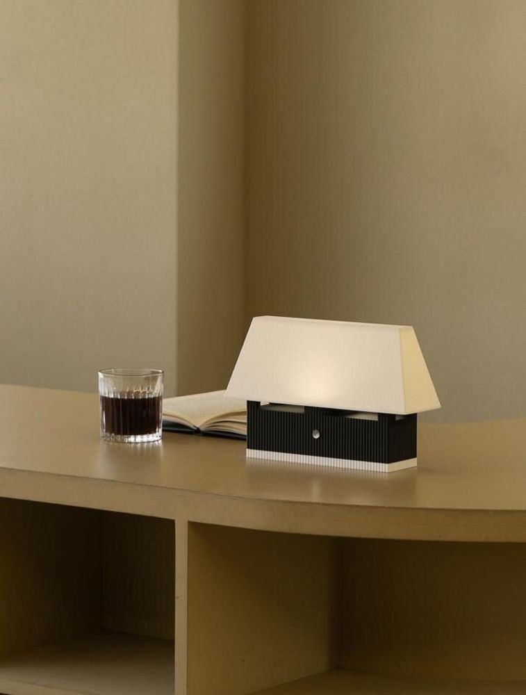 Desk lamps - Gwanghwa lamp -002 - UNDERDOGS CO. LTD.