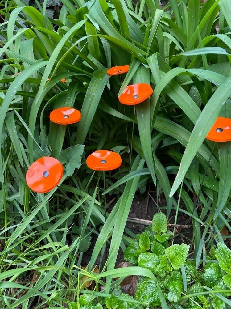 Garden accessories - Round small glass flower for outdoor use in orange colour - CARNEOL GLASS