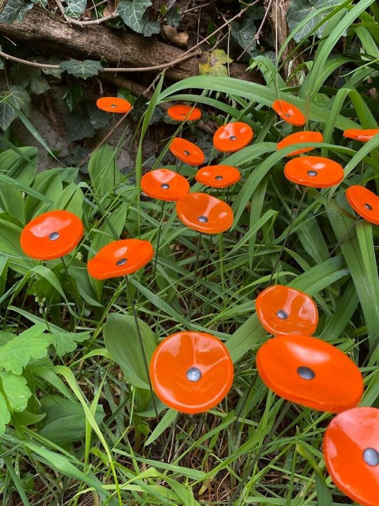 Garden accessories - Round small glass flower for outdoor use in orange colour - CARNEOL GLASS