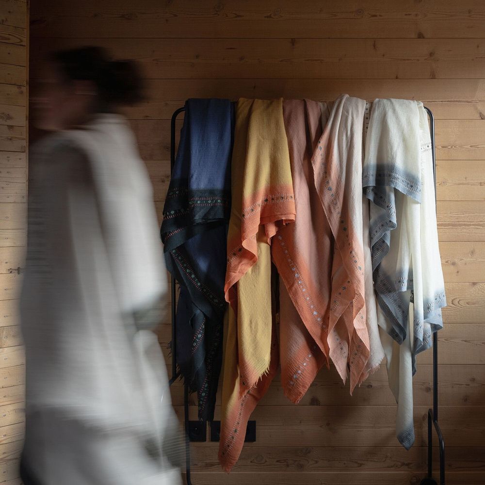 Plaids - Couvre-lit Sogno - LE MONDE SAUVAGE BEATRICE LAVAL