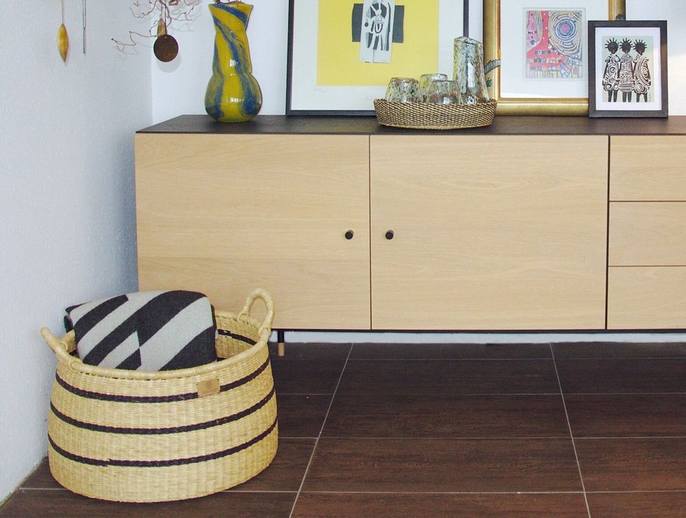 Objets de décoration - Panier de rangement Enyo | Panier de sol | Rayures bleues naturelles - SOLOKO