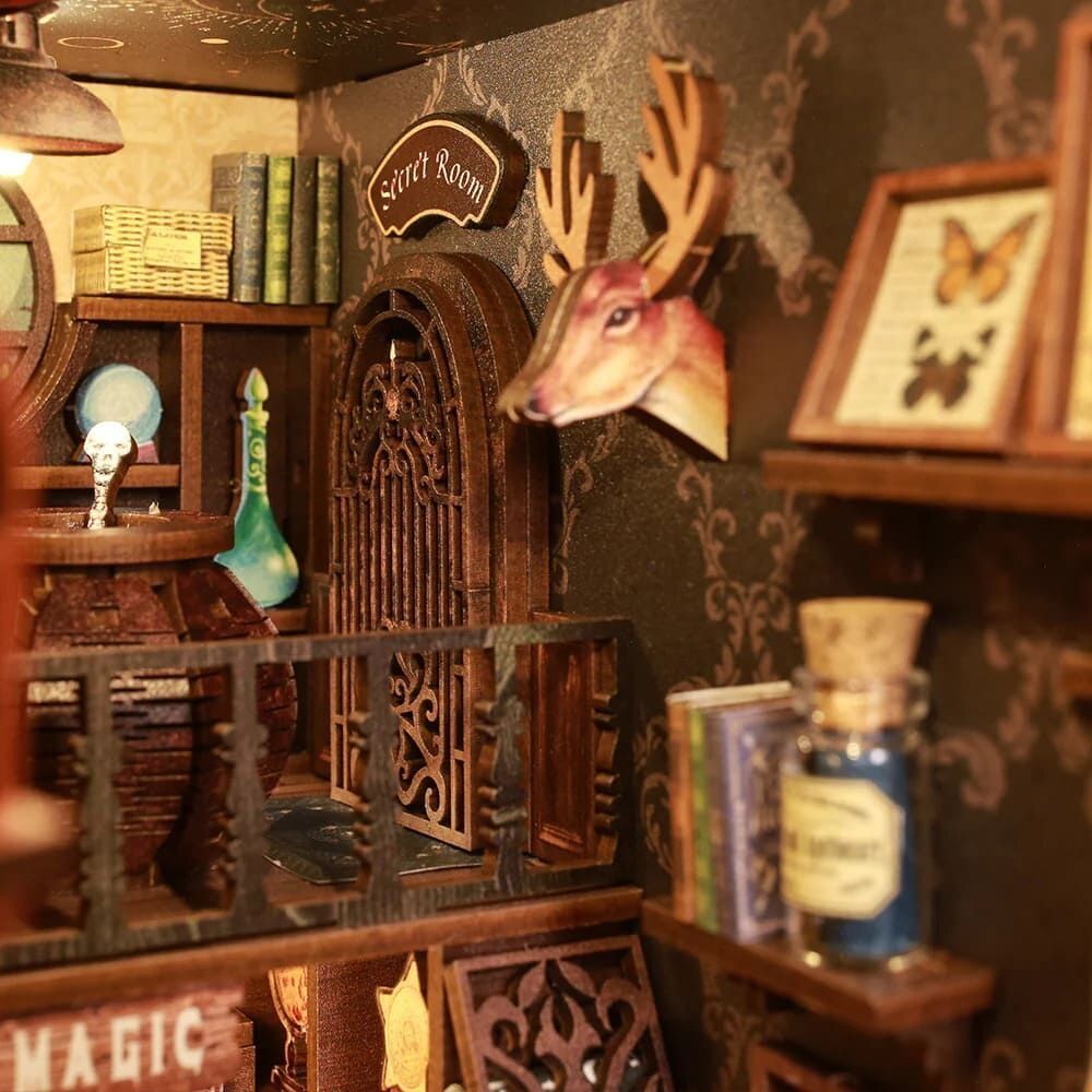 Gifts - Eternal Bookstore - Book Nook - VCL CORP