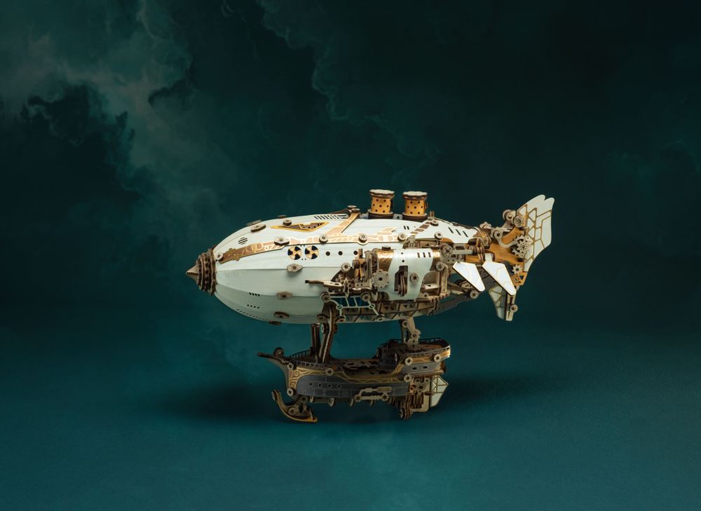 Gifts - Masterpiece Fantasy Airship - White - VCL CORP