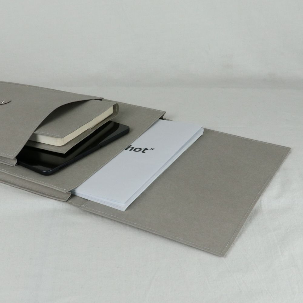Leather goods - [studio floue] Paper Leather Laptop Pouch - SEOUL DESIGN FOUNDATION
