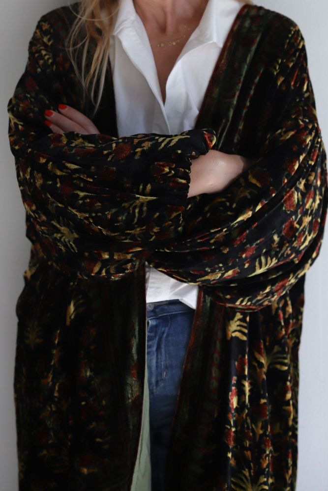 Apparel - Silk velvet printed kimono - SANJANAANDME
