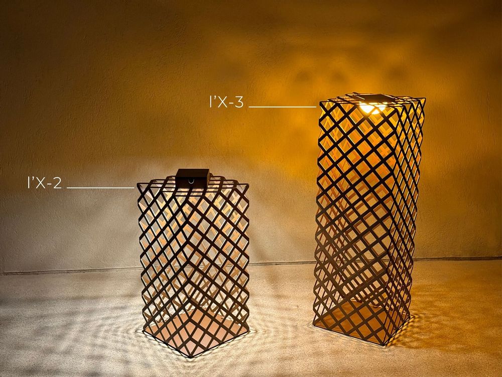 Moveable lighting - l'X-2 solar lantern - LYX LUMINAIRES