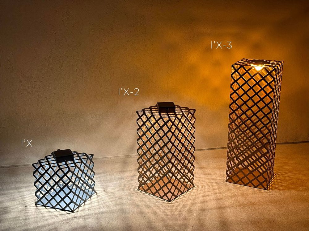 Moveable lighting - l'X-3 solar lantern - LYX LUMINAIRES