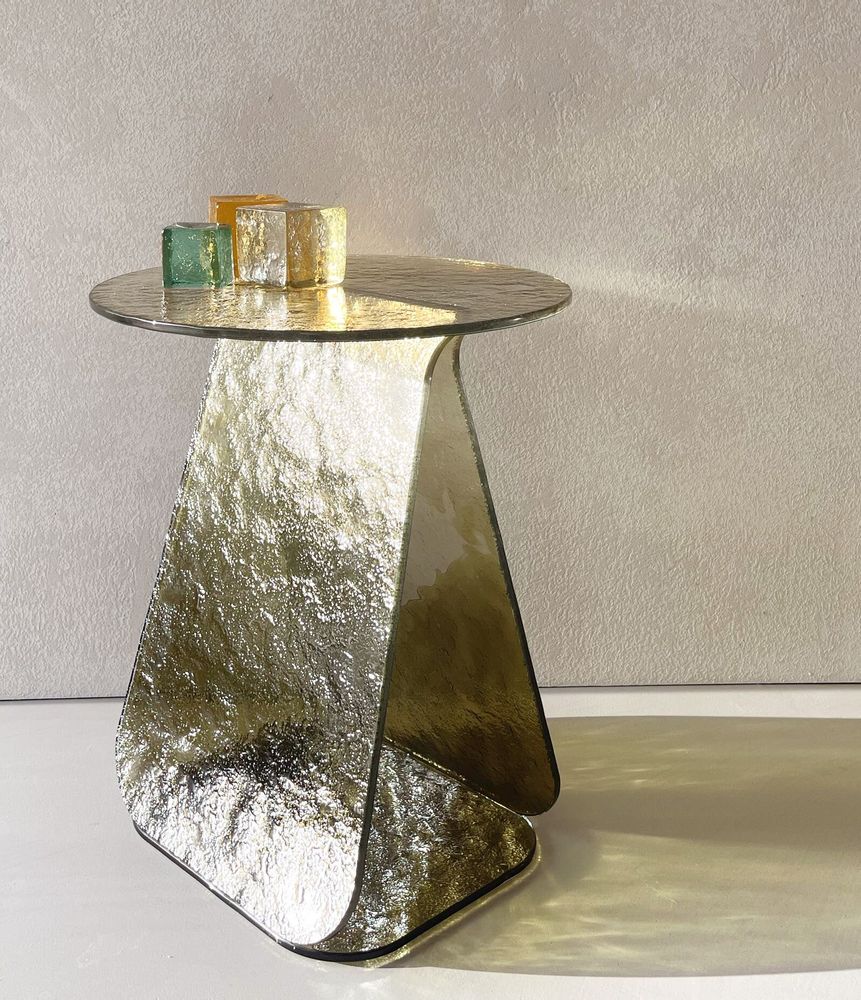 Decorative objects - Table YOUMY ronde verre - MADEMOISELLE JO