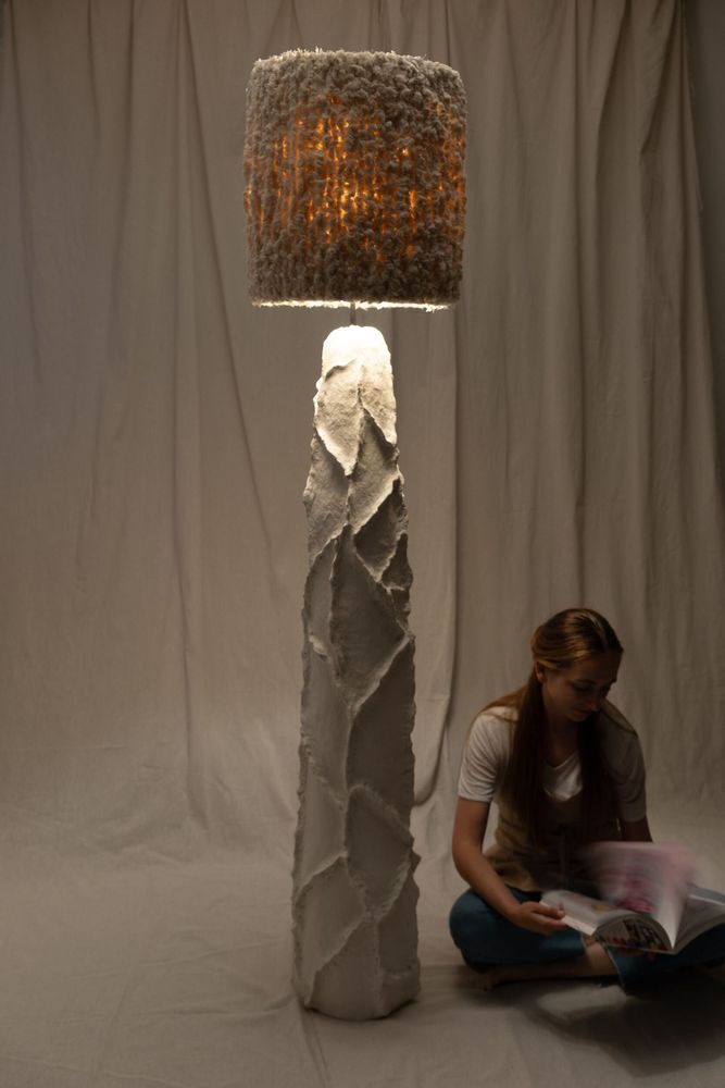 Lampadaires - Lampadaire Sea Star — Base sculpturale en biocomposite avec franges en - PLETOSTUDIO