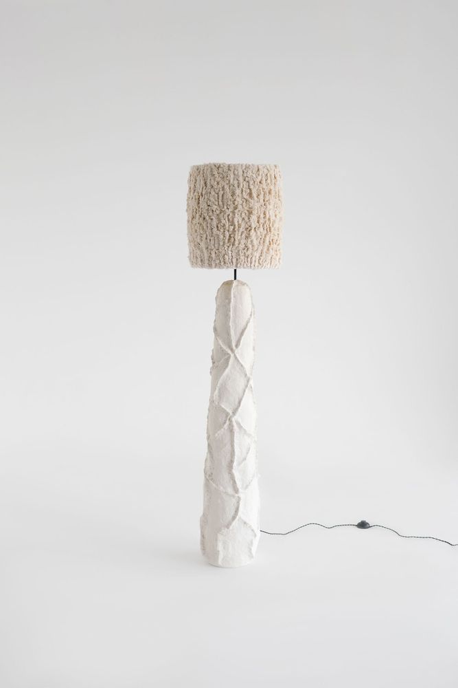 Lampadaires - Lampadaire Sea Star — Base sculpturale en biocomposite avec franges en - PLETOSTUDIO