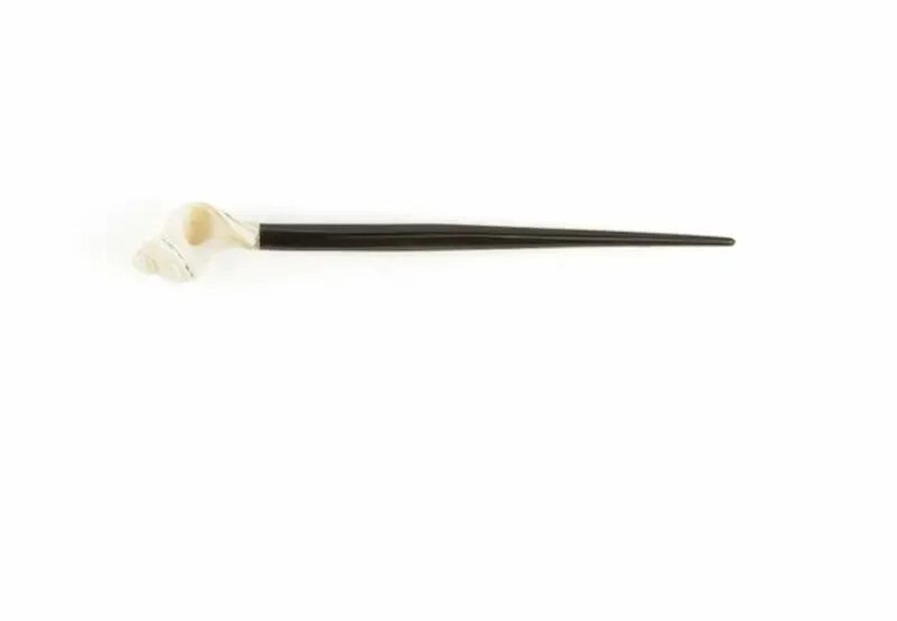 Barrettes - Snail-shaped hairpin in black horn and mother of pearl - L INDOCHINEUR X RIVÊT
